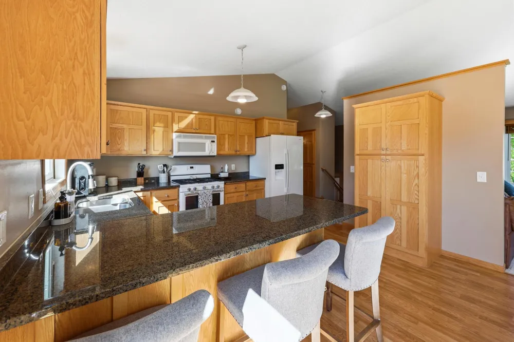 8138 Hunter Lake Drive Clear Lake, MN 55319
