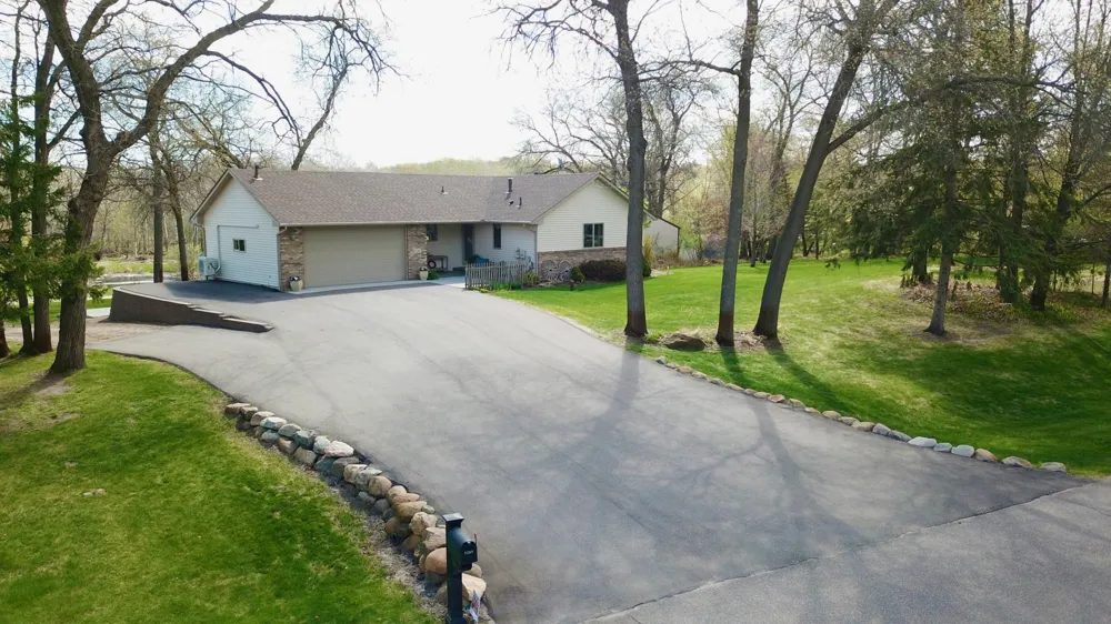 21265 Concord Street NW Elk River, MN 55330