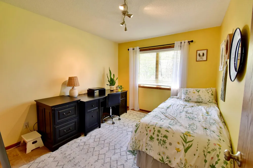 21265 Concord Street NW Elk River, MN 55330