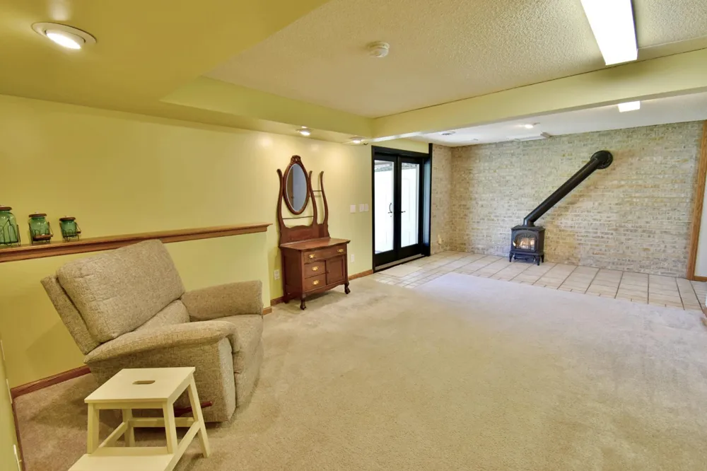 21265 Concord Street NW Elk River, MN 55330