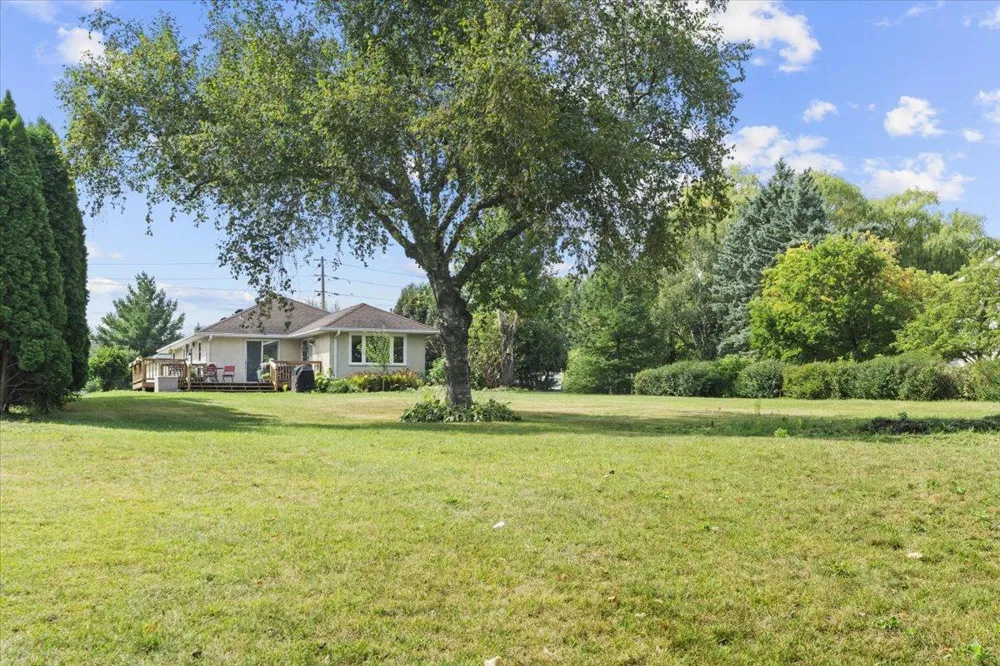4090 Highland Avenue White Bear Lake, MN 55110