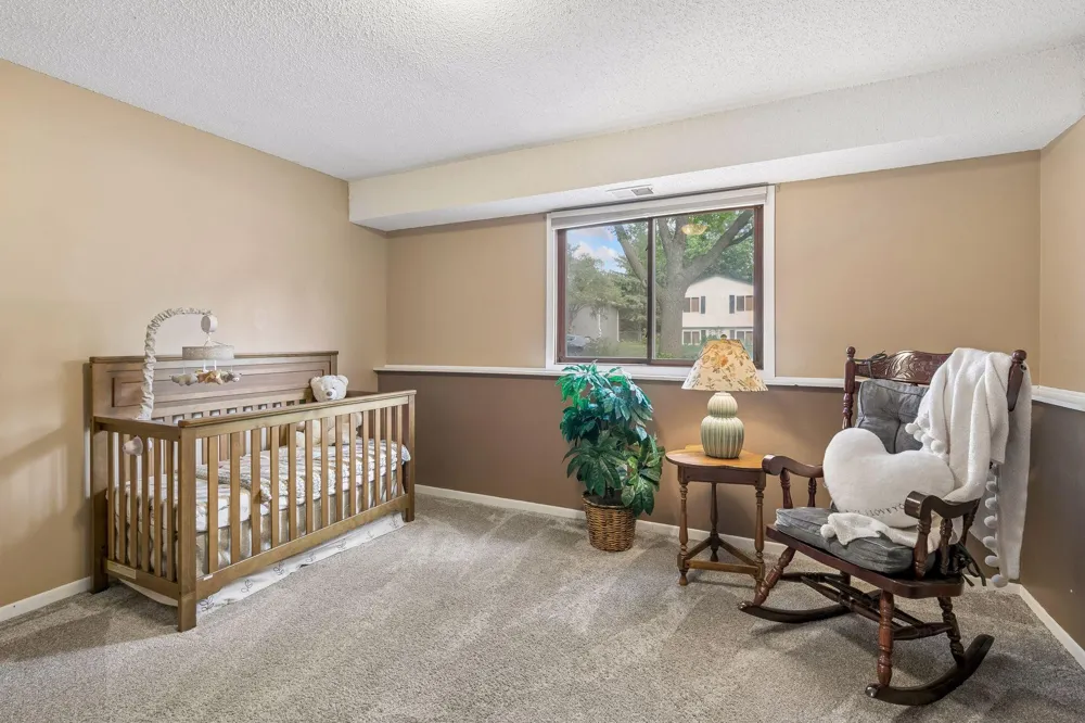 20749 Italy Avenue Lakeville, MN 55044