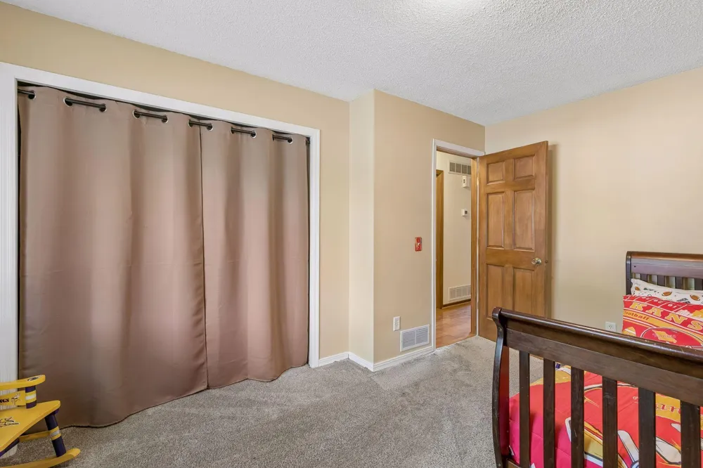20749 Italy Avenue Lakeville, MN 55044