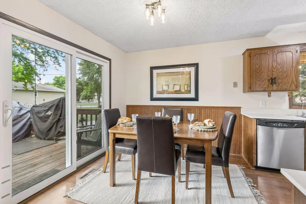 20749 Italy Avenue Lakeville, MN 55044