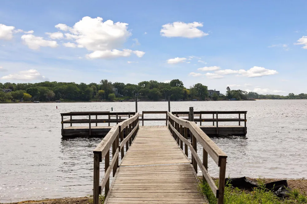 20749 Italy Avenue Lakeville, MN 55044
