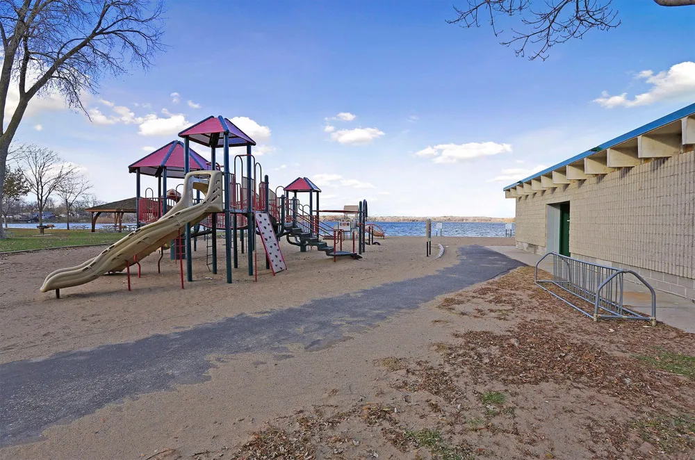 20749 Italy Avenue Lakeville, MN 55044
