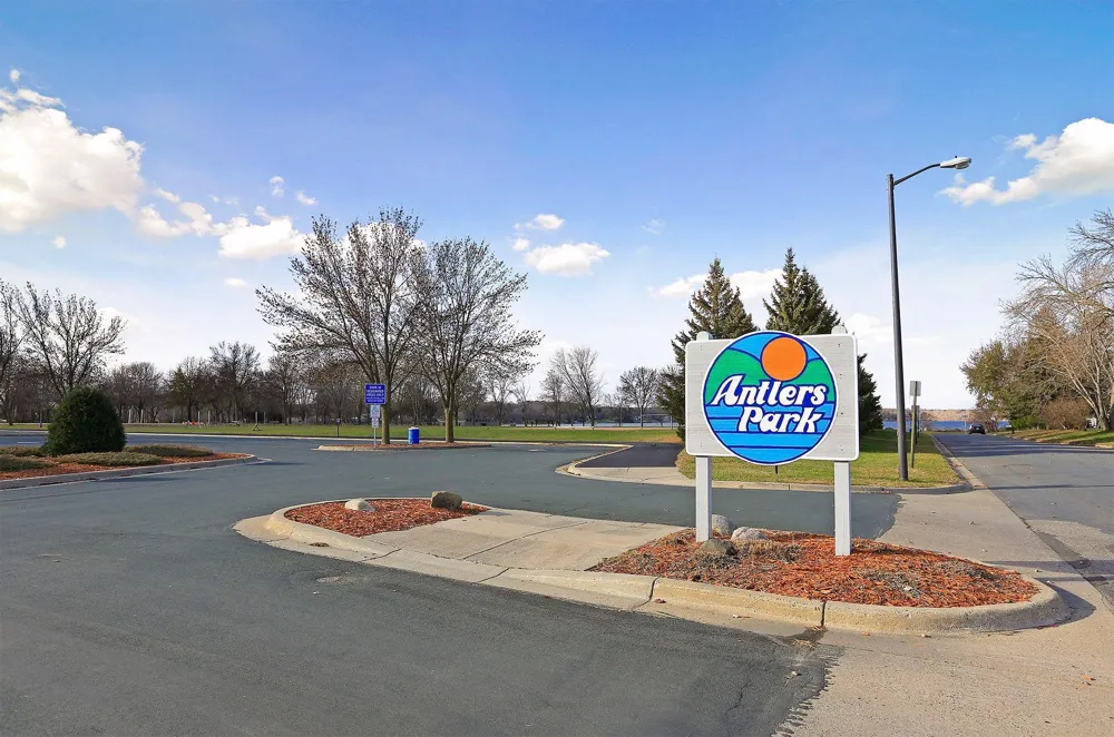 20749 Italy Avenue Lakeville, MN 55044