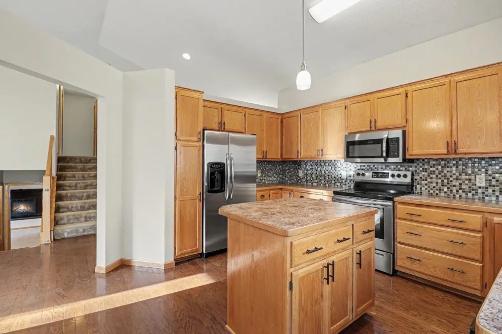 420 9th Avenue NE Lonsdale, MN 55046
