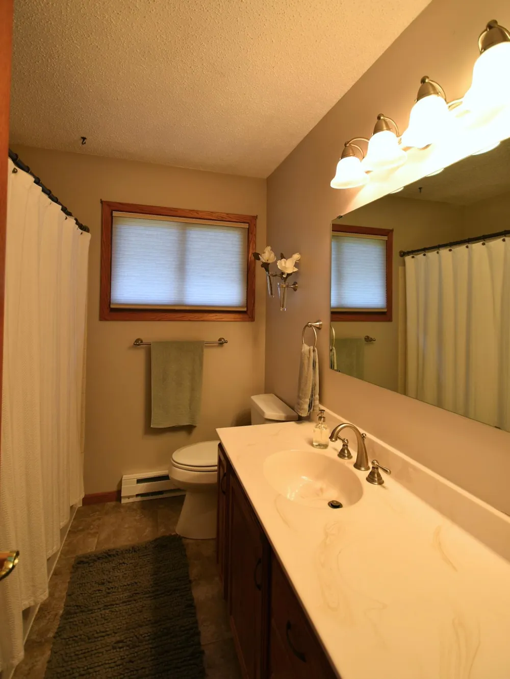 404 S 4th Street Goodhue, MN 55027