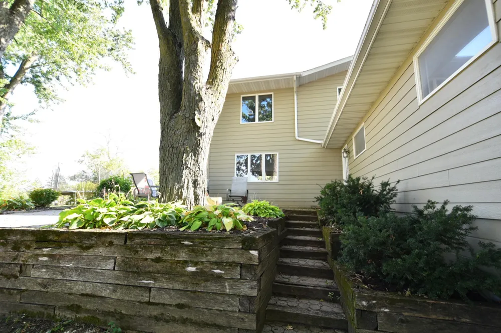 404 S 4th Street Goodhue, MN 55027