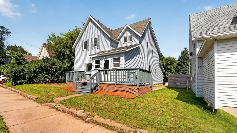 106 Lark St Sandstone, MN 55072