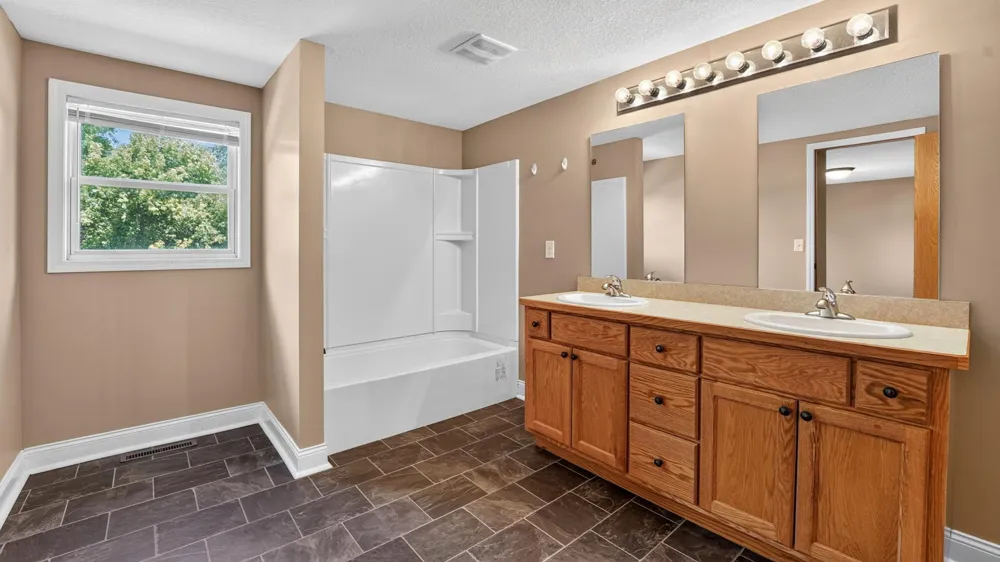 106 Lark St Sandstone, MN 55072