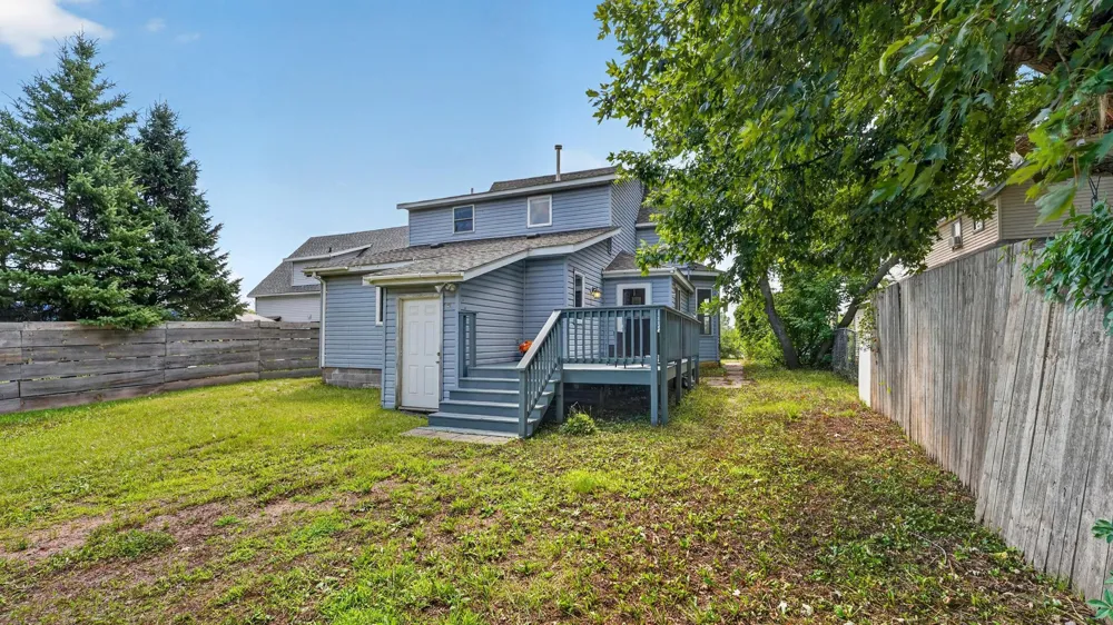 106 Lark St Sandstone, MN 55072