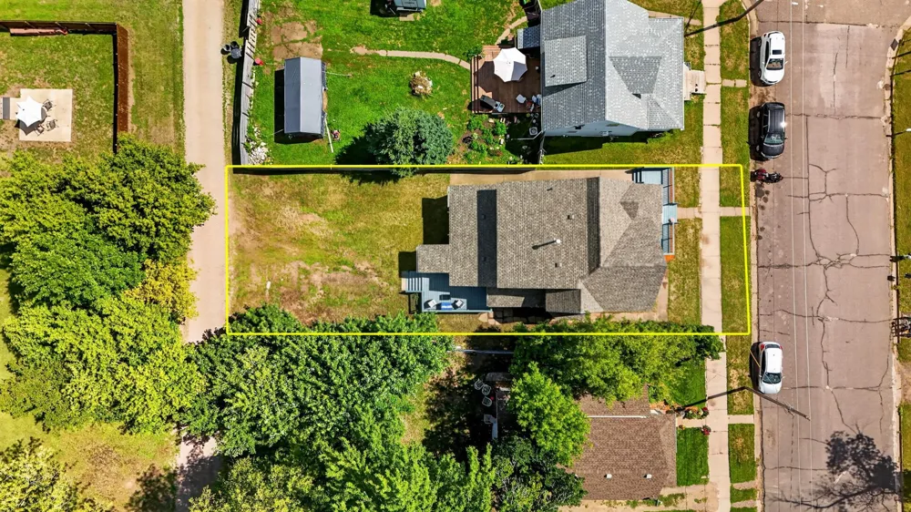 106 Lark St Sandstone, MN 55072