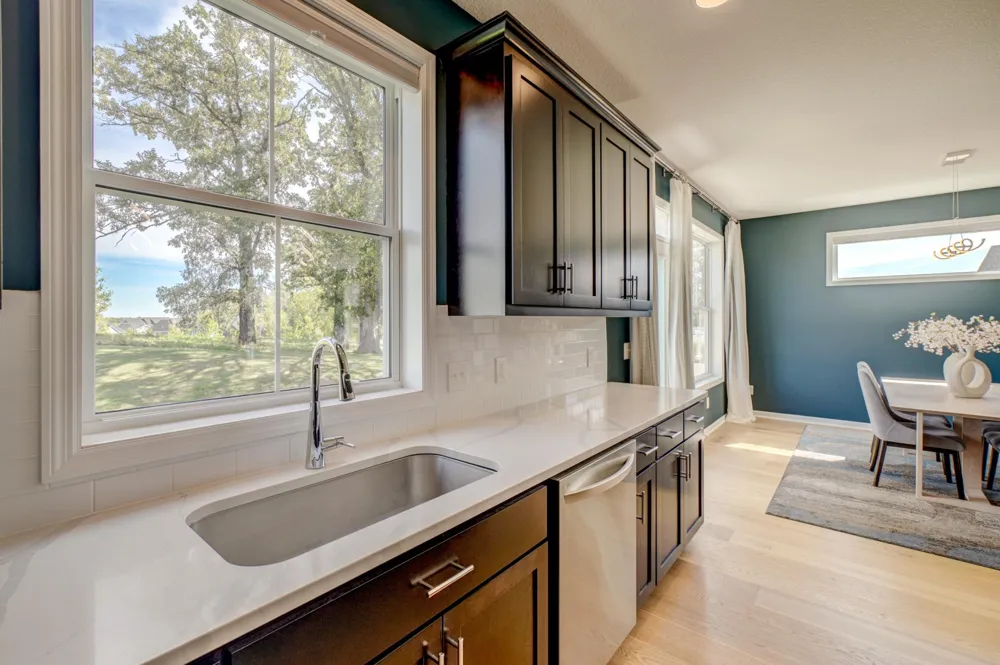4233 Arbor Bay Woodbury, MN 55129