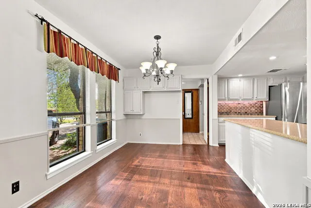 1739 Royal Crescent San Antonio, TX 78231