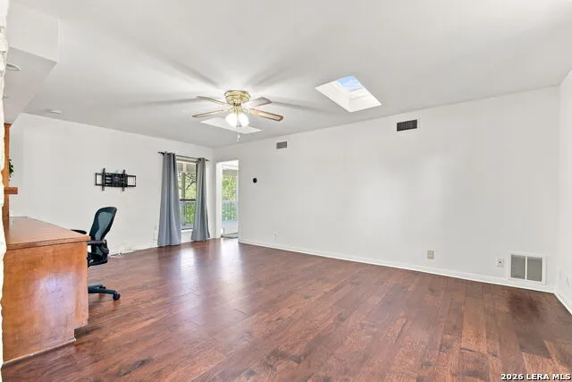 1739 Royal Crescent San Antonio, TX 78231