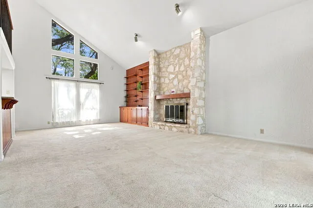 1739 Royal Crescent San Antonio, TX 78231
