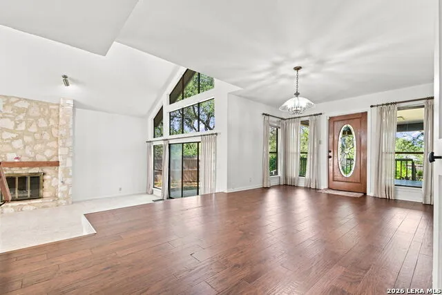 1739 Royal Crescent San Antonio, TX 78231