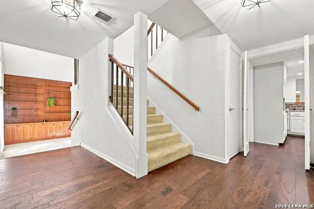 1739 Royal Crescent San Antonio, TX 78231