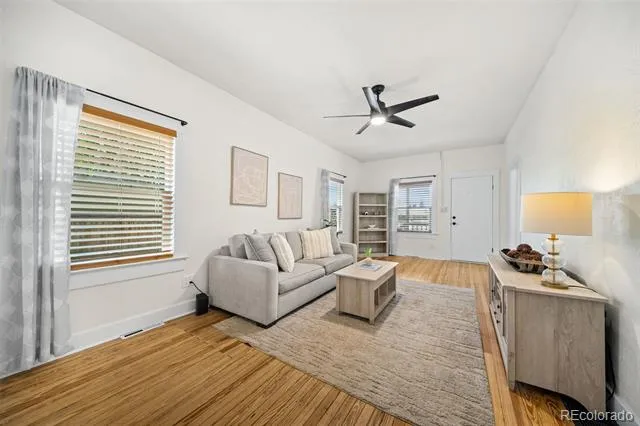 3326 S Logan Street Englewood, CO 80113