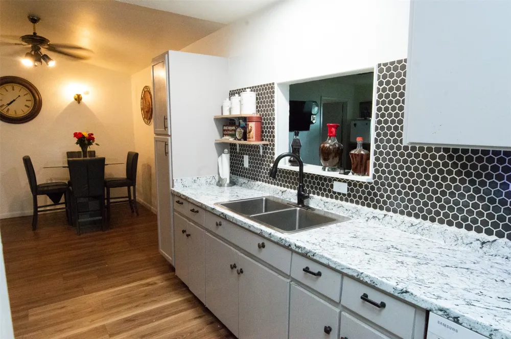 6931 Sweet Sue Lane Dallas, TX 75241