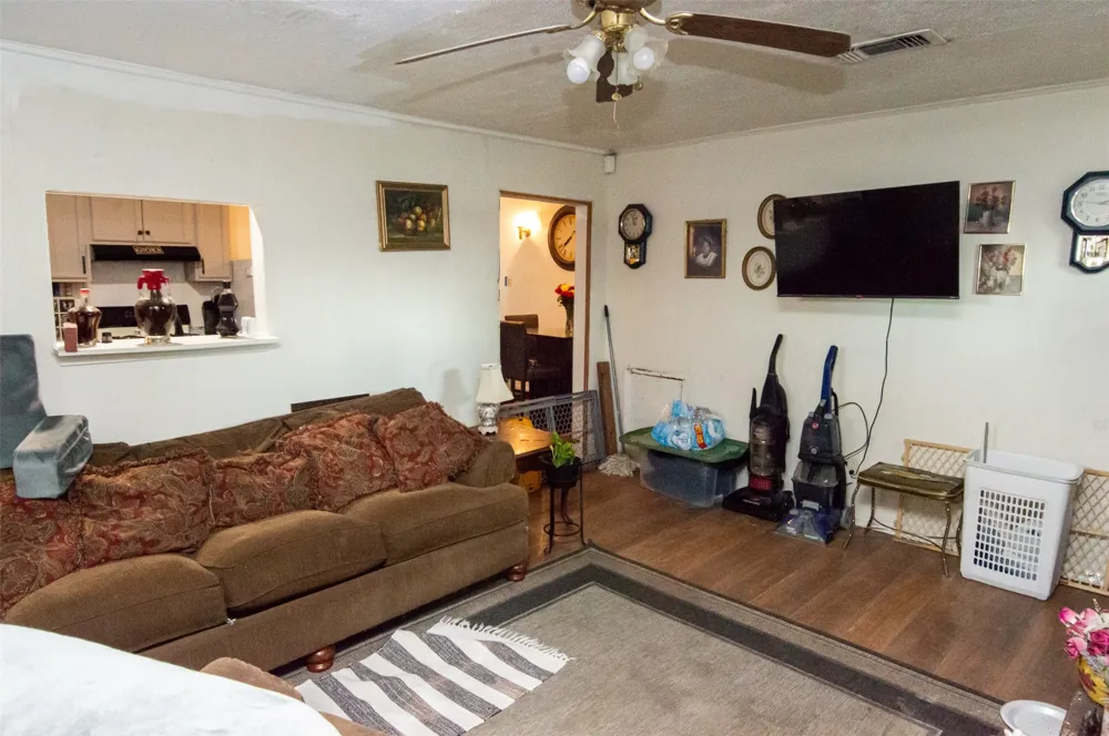 6931 Sweet Sue Lane Dallas, TX 75241