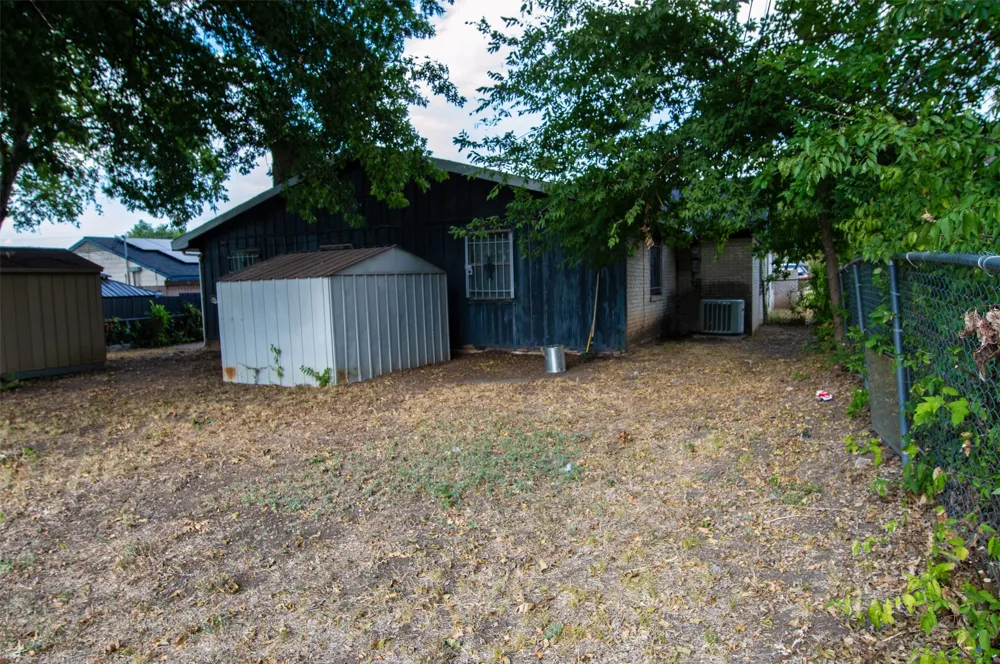 6931 Sweet Sue Lane Dallas, TX 75241