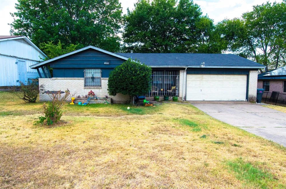 6931 Sweet Sue Lane Dallas, TX 75241