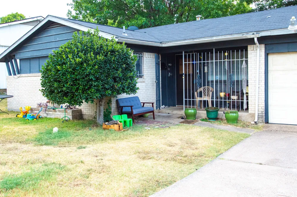 6931 Sweet Sue Lane Dallas, TX 75241