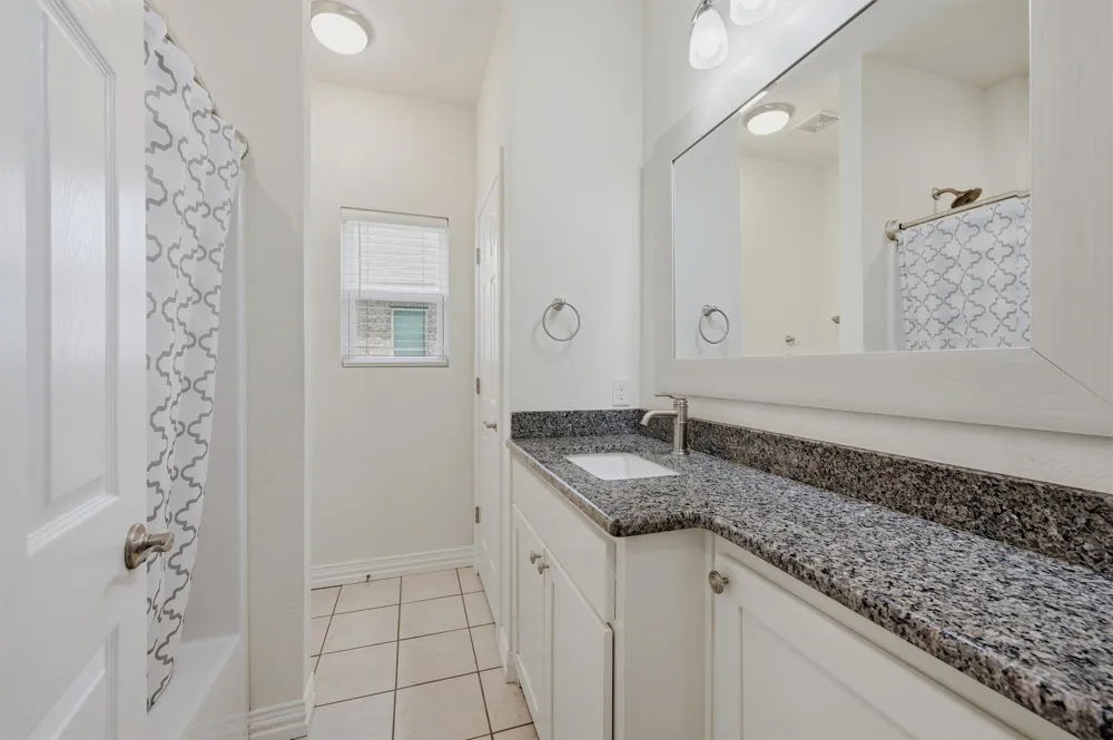 230 Bent Oak Drive Pottsboro, TX 75076