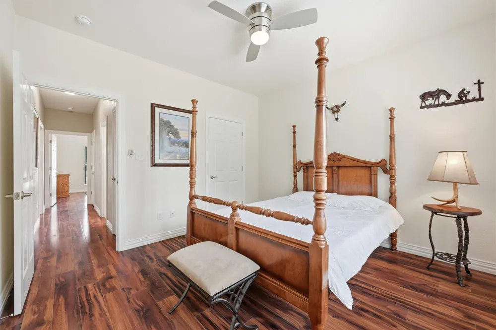 230 Bent Oak Drive Pottsboro, TX 75076