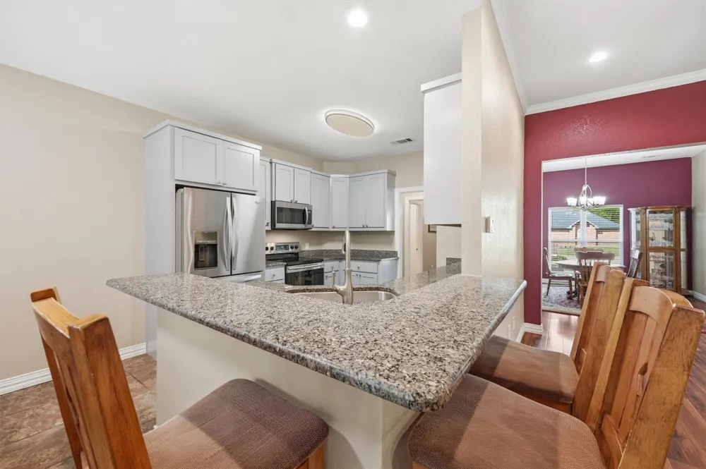 230 Bent Oak Drive Pottsboro, TX 75076