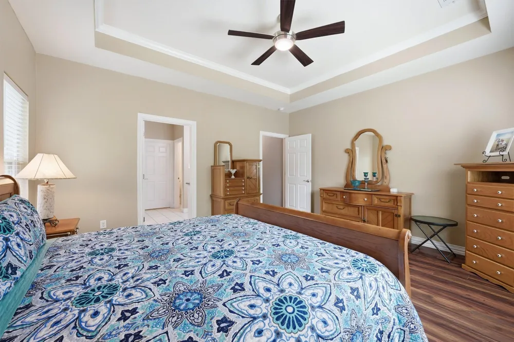 230 Bent Oak Drive Pottsboro, TX 75076
