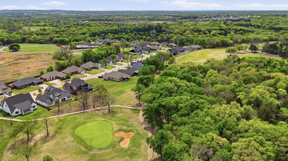 230 Bent Oak Drive Pottsboro, TX 75076