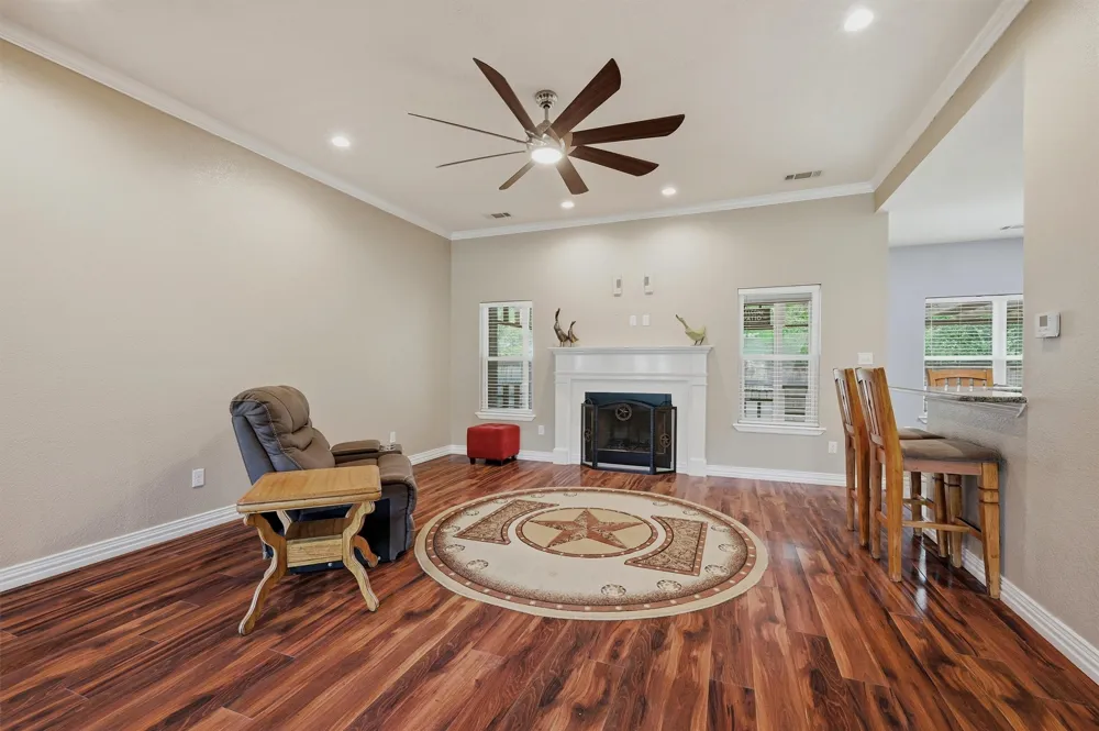 230 Bent Oak Drive Pottsboro, TX 75076