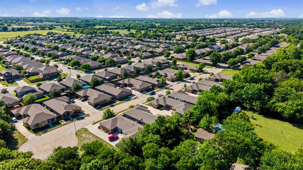 213 Stewart Bend Court #A Azle, TX 76020