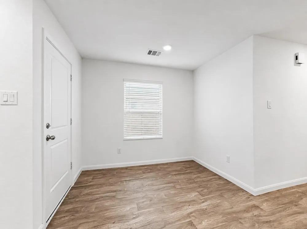11935 Detar Willis, TX 77378