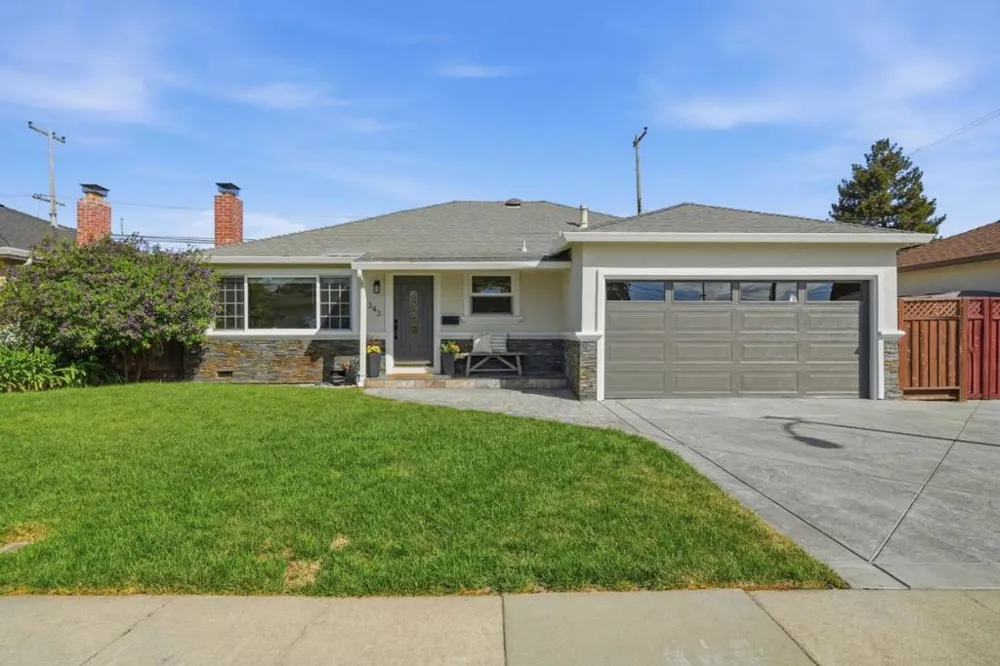 3343 Victoria Avenue Santa Clara, CA 95051