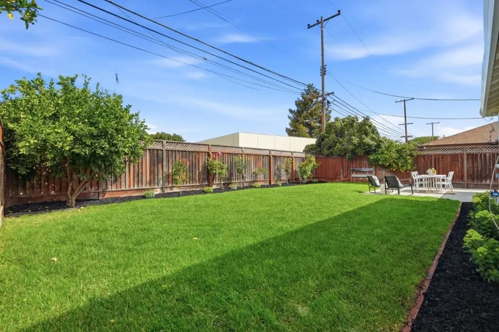 3343 Victoria Avenue Santa Clara, CA 95051