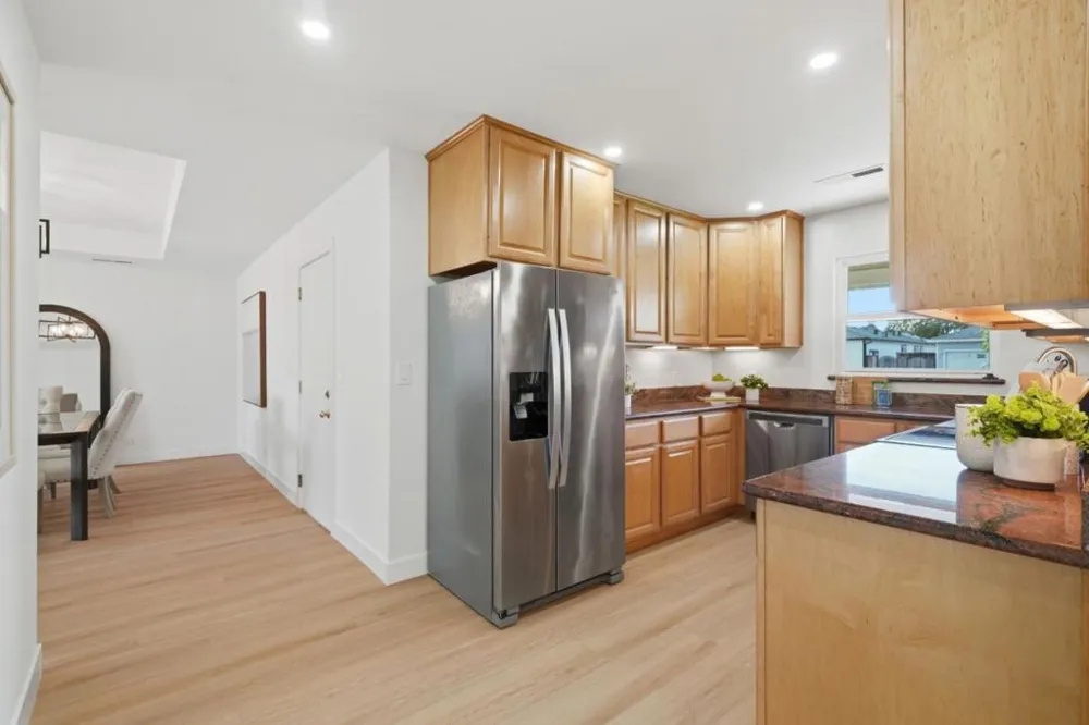 3343 Victoria Avenue Santa Clara, CA 95051