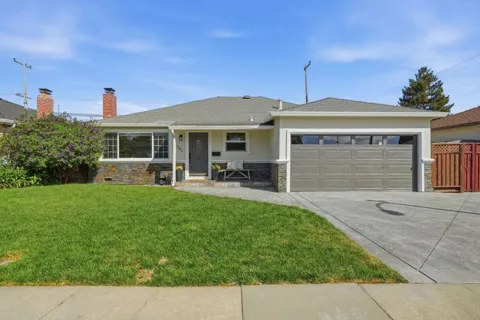 3343 Victoria Avenue