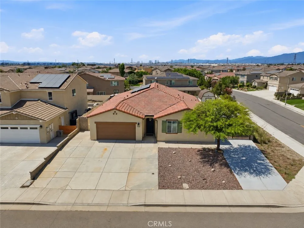 11565 Forsythia Street Jurupa Valley, CA 91752