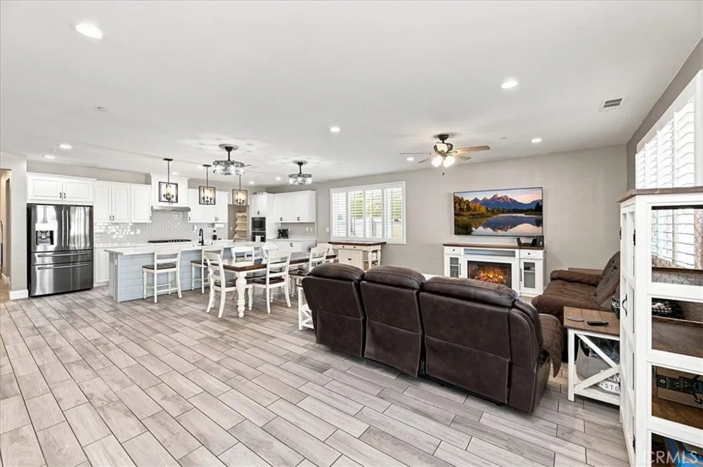 11565 Forsythia Street Jurupa Valley, CA 91752
