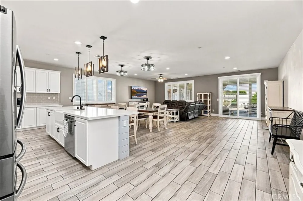 11565 Forsythia Street Jurupa Valley, CA 91752