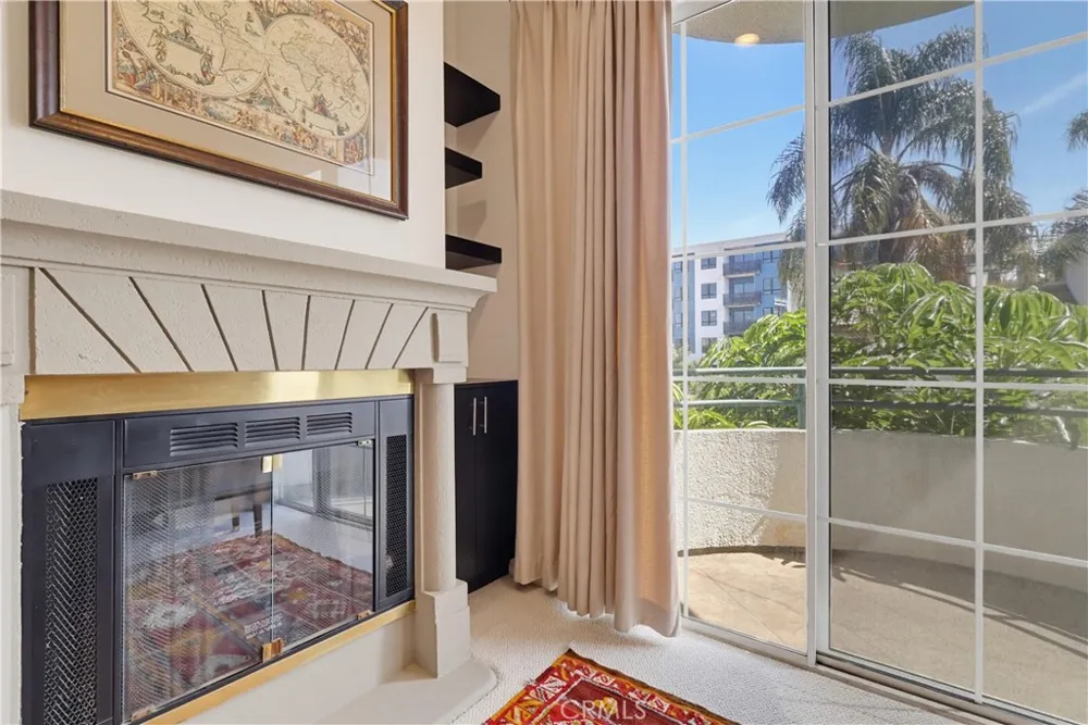 3535 Dunn Drive #201 Los Angeles, CA 90034