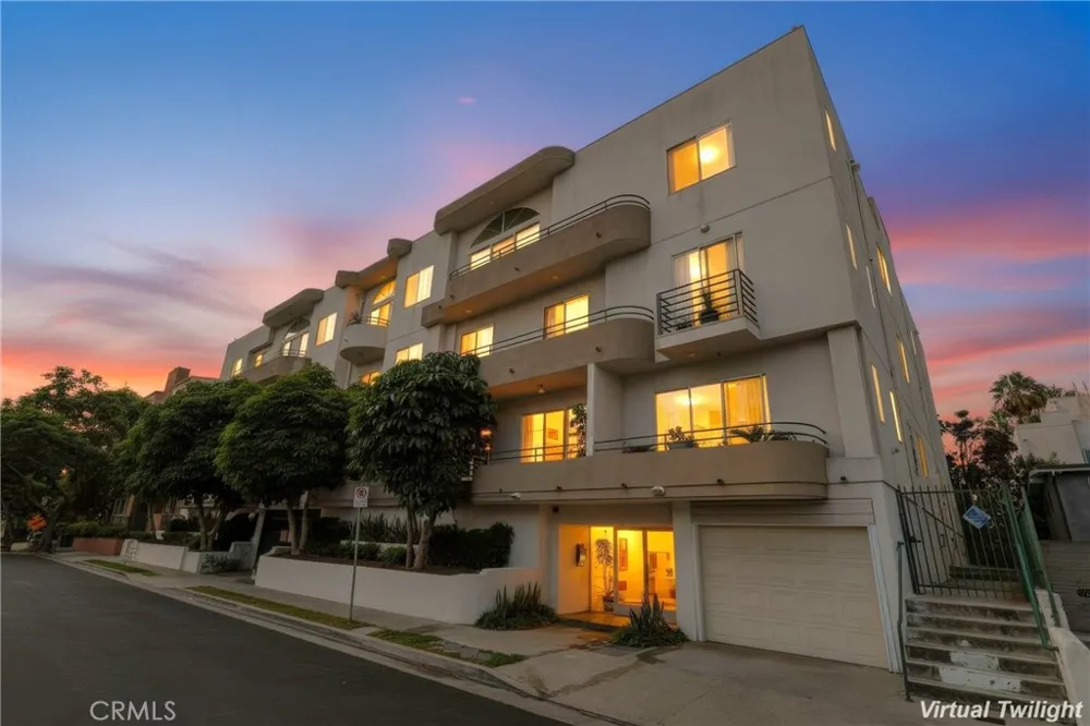 3535 Dunn Drive #201 Los Angeles, CA 90034