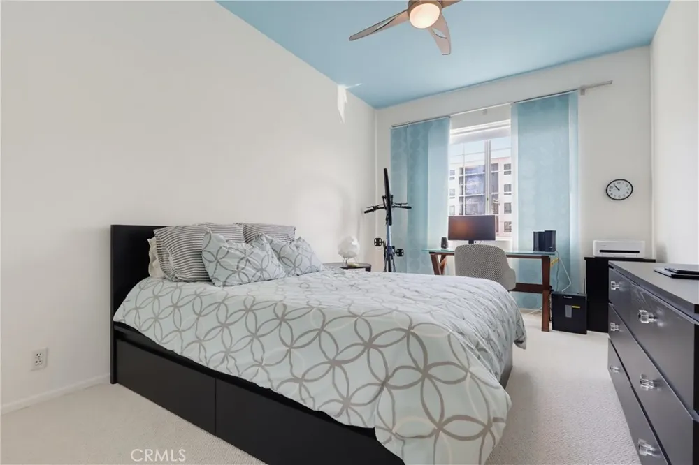 3535 Dunn Drive #201 Los Angeles, CA 90034