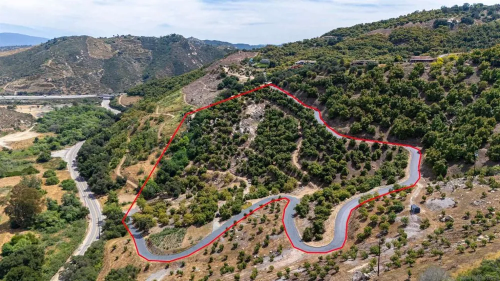 30591 LUIS REY HEIGHTS RD Bonsall, CA 92003
