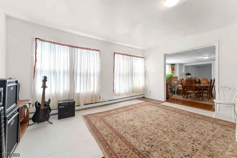 78 Girard Pl Newark City, NJ 07108